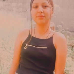 Meet your Posher, Alishba